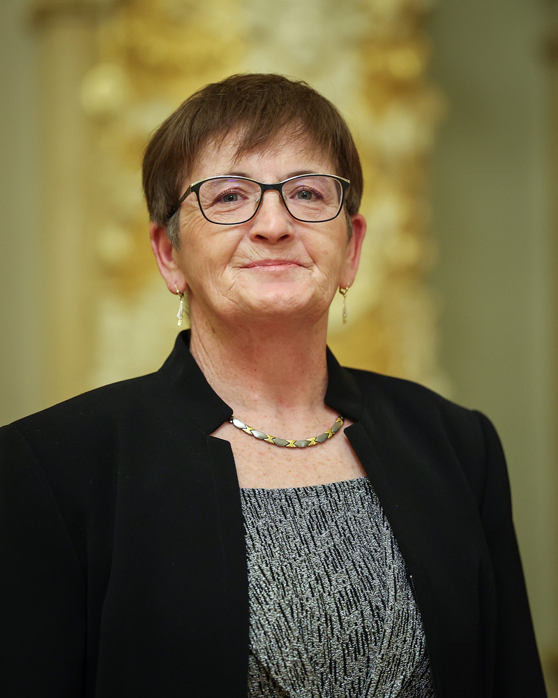 Sachsen-Anhalts Sportministerin Dr. Tamara Zieschang hat in Magdeburg elf verdiente Ehrenamtliche, sieben Sportlerinnen und Sportler und eine Mannschaft ausgezeichnet.