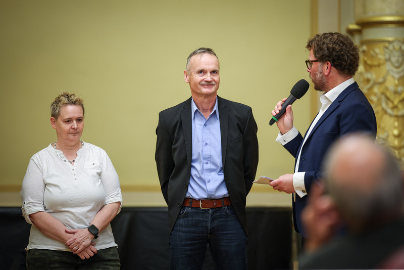 Sachsen-Anhalts Sportministerin Dr. Tamara Zieschang hat in Magdeburg elf verdiente Ehrenamtliche, sieben Sportlerinnen und Sportler und eine Mannschaft ausgezeichnet.