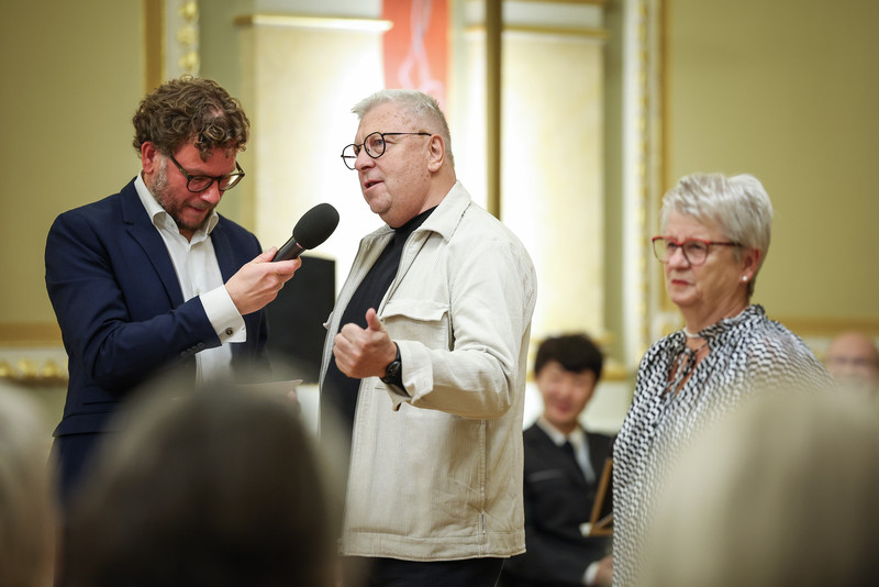 Sachsen-Anhalts Sportministerin Dr. Tamara Zieschang hat in Magdeburg elf verdiente Ehrenamtliche, sieben Sportlerinnen und Sportler und eine Mannschaft ausgezeichnet.